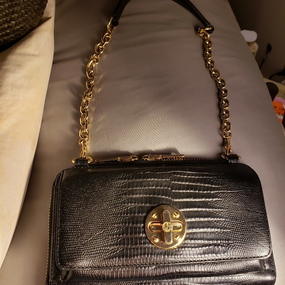 DNKY Purse - Picture 1 of 4